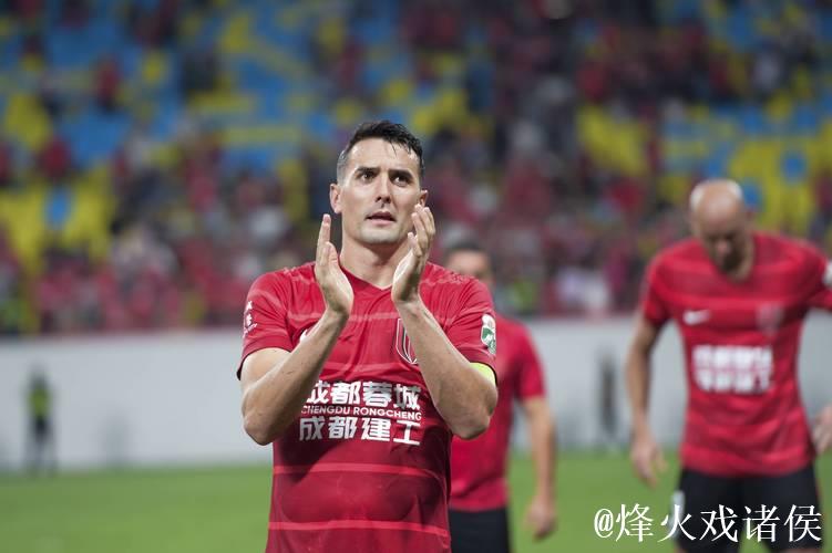 周定洋表现亮眼 成都蓉城1-0击败江原FC迎来亚冠正赛首胜 周定洋表现亮眼 成都蓉城1-0击败江原FC迎来亚冠正赛首胜